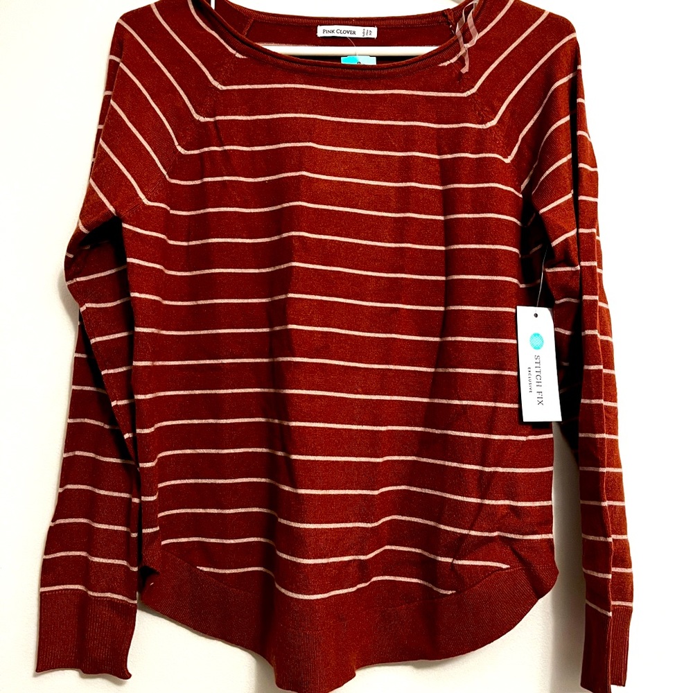 Medium Long, Sleeve Sweater. Pink Clover w/ Stitch Fix tag still attached 🏷️